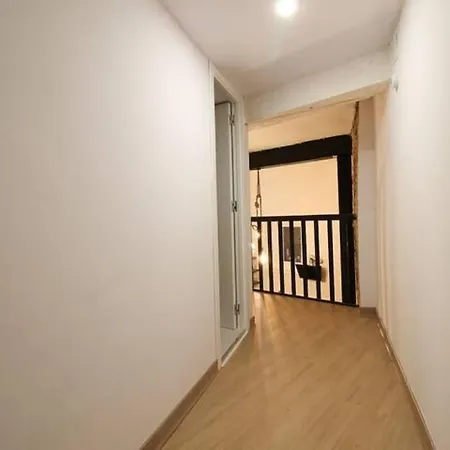 Vivienda En El Centro De *