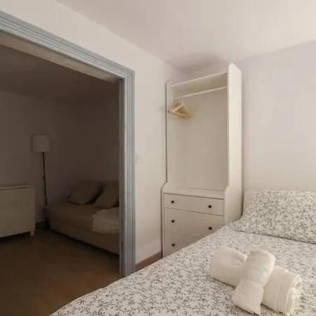 Vivienda En El Centro De דירה *